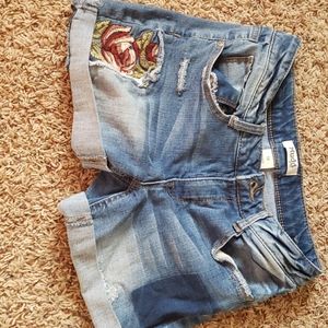 Girls Mudd size 14 jean shorts with roses